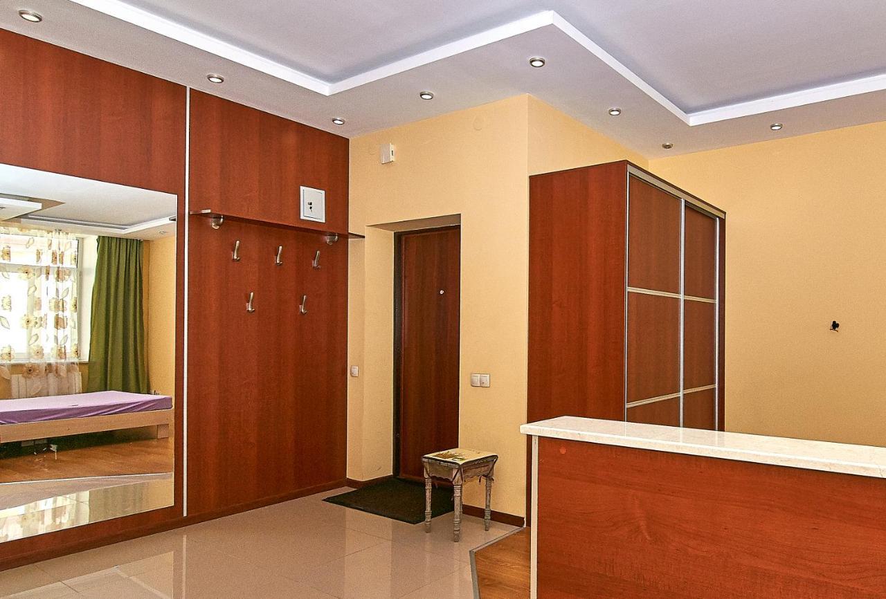 Inn Home Apartments-Olimpiysky Stadium Area Kiev Bagian luar foto