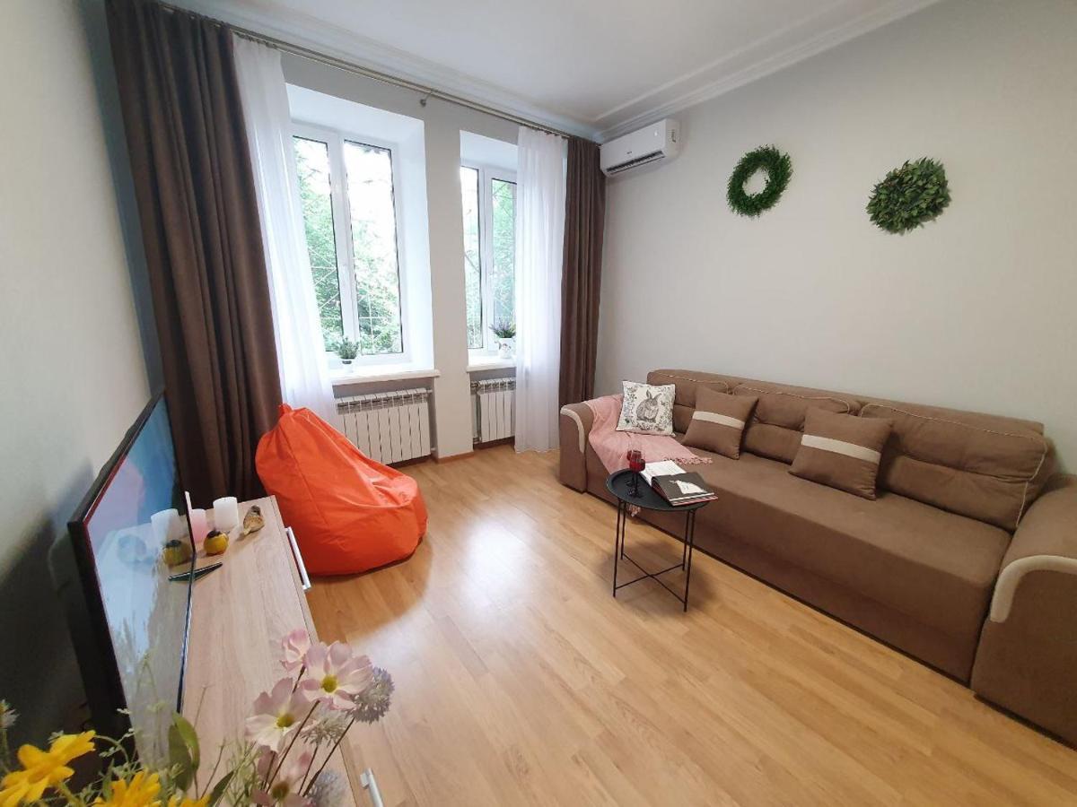 Inn Home Apartments-Olimpiysky Stadium Area Kiev Bagian luar foto