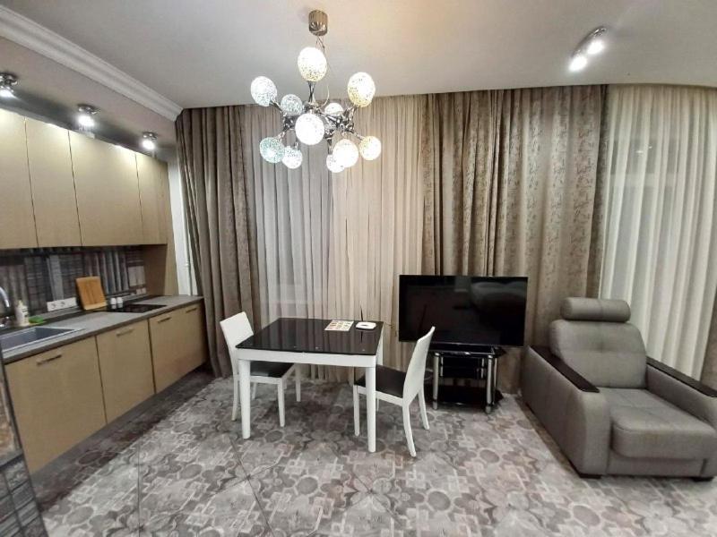 Inn Home Apartments-Olimpiysky Stadium Area Kiev Bagian luar foto